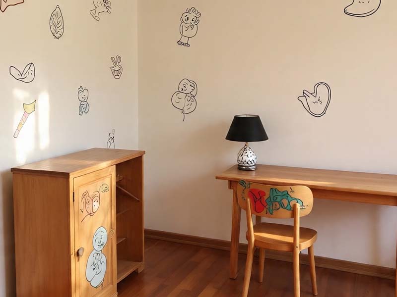 Drawn-On Decor